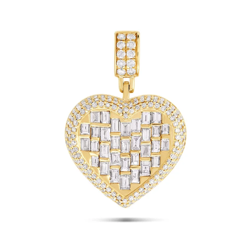 Women’s simple gold necklaces-14k Diamond & Emerald Heart Pendant