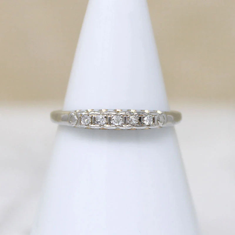 Women’s vintage-inspired engagement rings-Mid-Century Diamond Band with Chain Link Motif