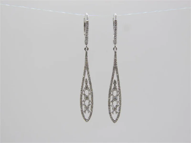 Women’s sparkly earrings-Diamond Earring