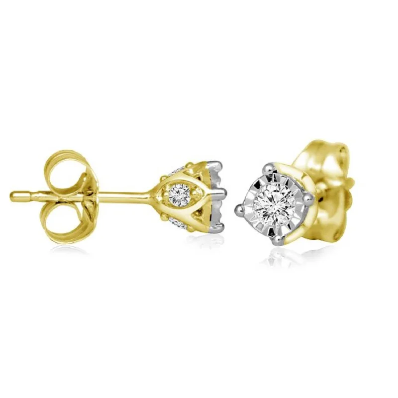 Women’s modern earrings-1/4 CTW Diamond Solitaire Illusion Set Stud Earrings in 10KT Yellow Gold