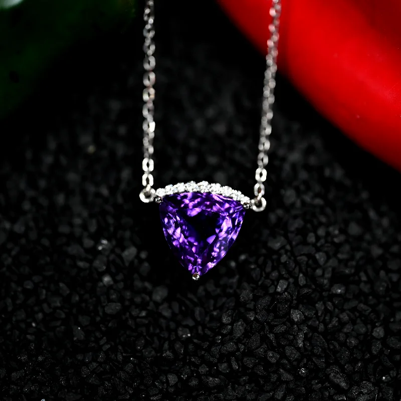 Women’s romantic necklaces-4.89CT AMETHYST AND DIAMOND PENDANT