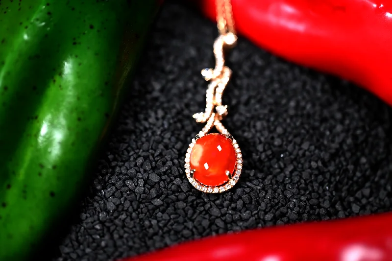 Women’s antique-style necklaces-18k Couture 7.53ct Fire Opal and Diamond Pendant