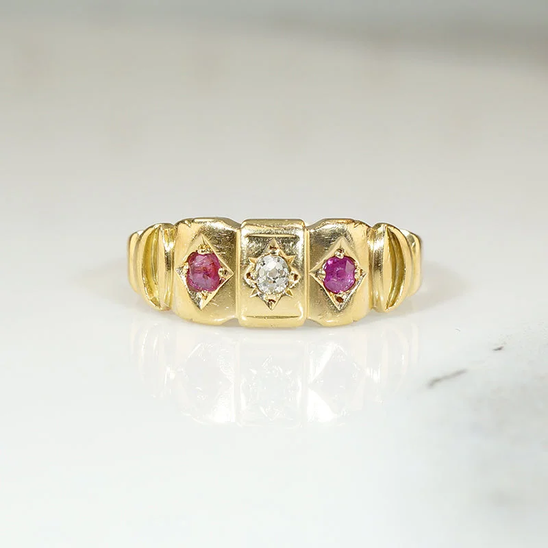 Women’s rose gold solitaire engagement rings-Sculpted 18ct Gold Diamond & Ruby English Band