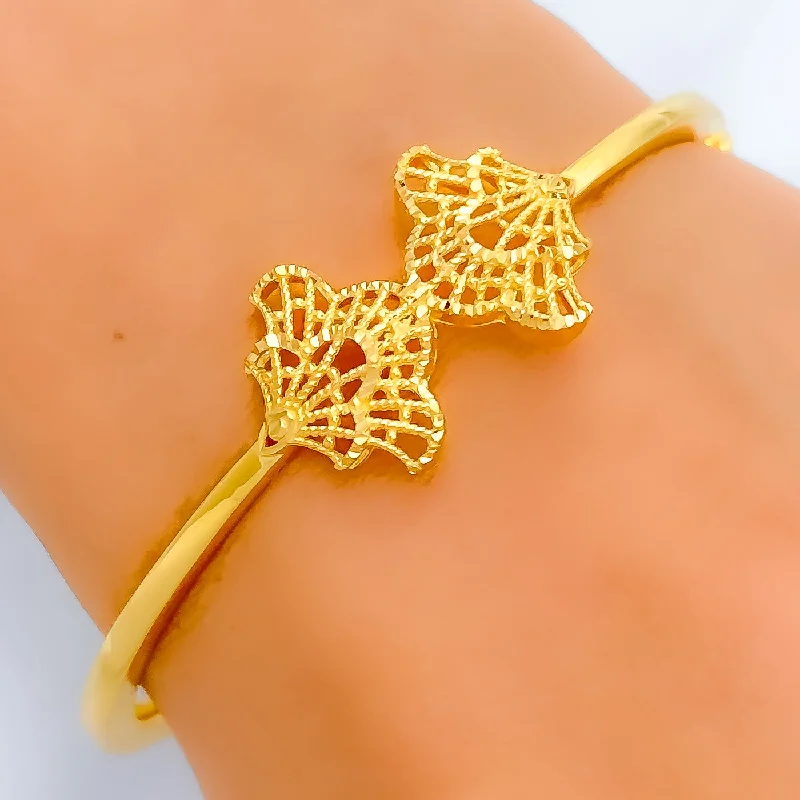 Women’s unique bracelet-Women’s minimalist bracelets-Delightful Fanned 22k Gold Bangle Bracelet