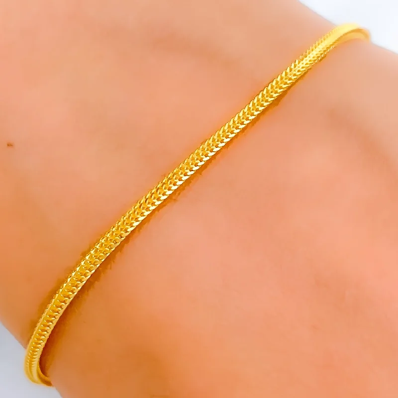 Women’s friendship bracelet-Classic Graceful Chain Bracelet