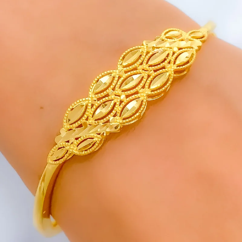 Women’s gold bracelet-Women’s diamond bracelets-Classy Bright Bangle Bracelet