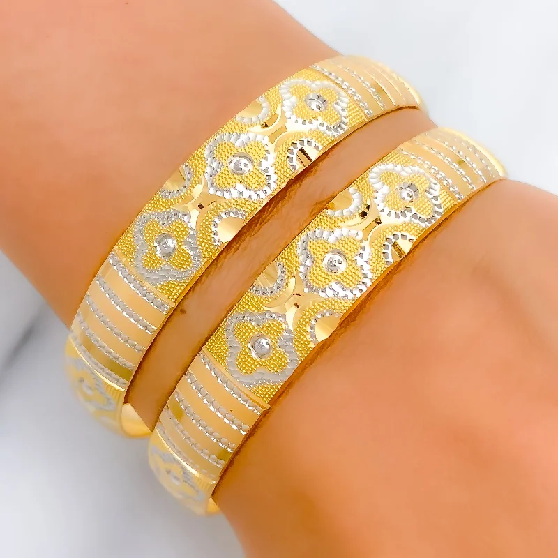 Women’s classy bracelet-Women’s multicolored bracelets-Detailed Floral 22k Gold Bangle Pair